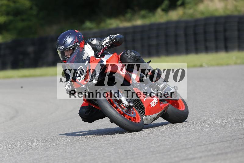 /45 10.08.2025 Plüss Moto Sport ADR/Einsteiger/90